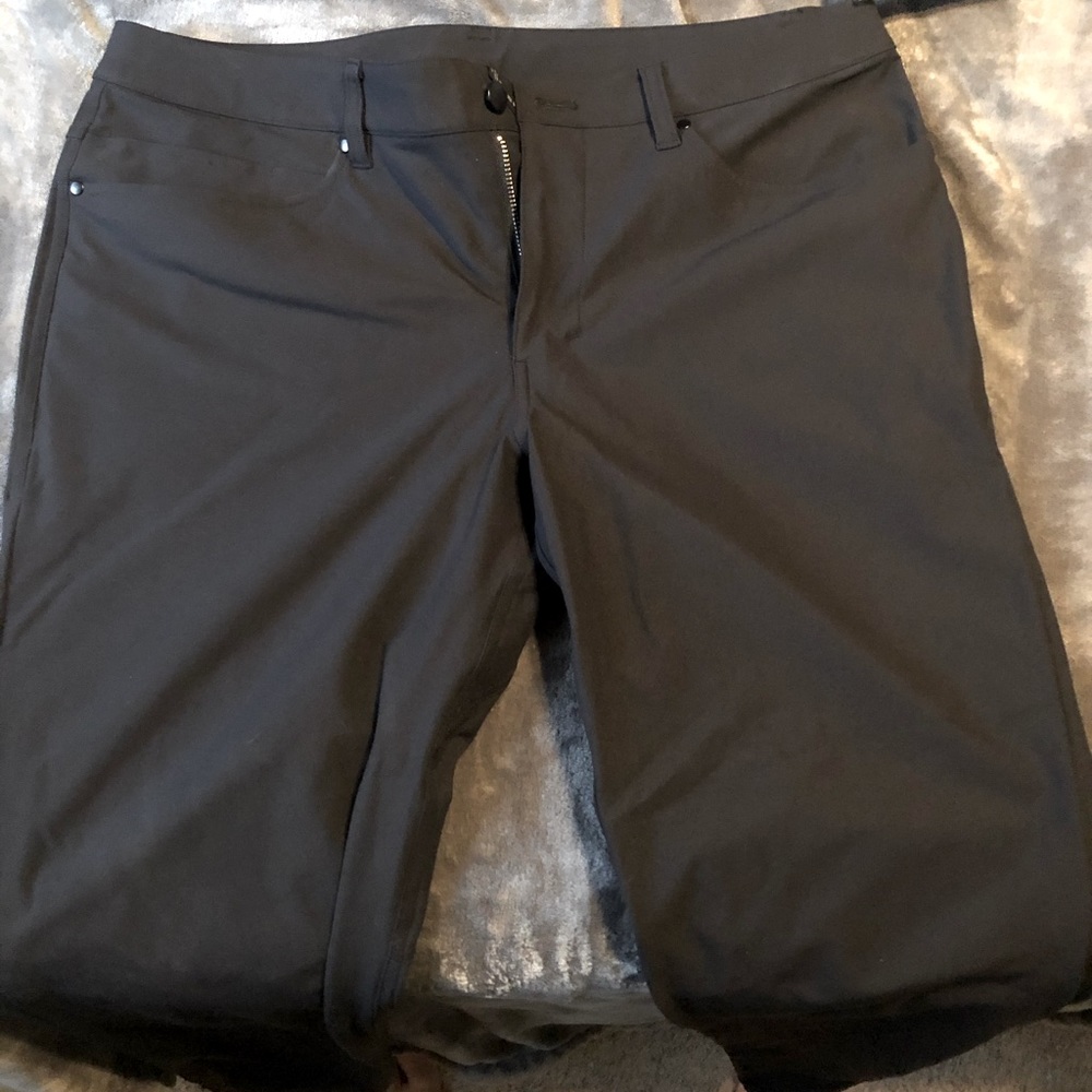 Lululemon ABC pants Slim 30” L , size 34